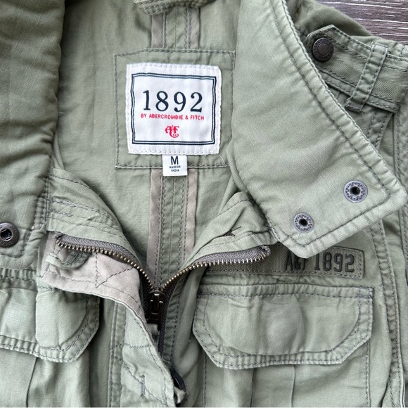 A&F 1892 Green Utility Vest - Picture 3 of 7